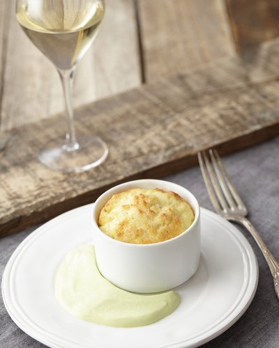 SOUFFLE de CABILLAUD AU CHABLIS ET CREME DE CRESSON accompagné d'un Chablis