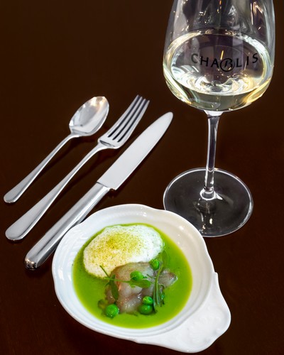 Langoustines marinées, petit pois et vin de Chablis