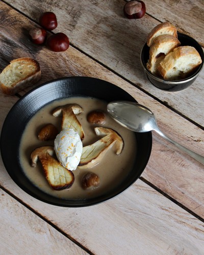 Velouté de Cèpes et Châtaignes et Chablis Premier Cru Côte de Léchet