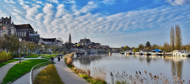 Panorama des quais d'Auxerre Panorama des quais d'Auxerre
